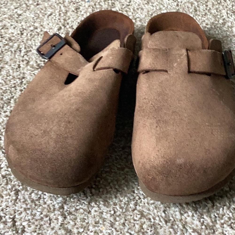 Naot women’s Brown Suede Buckle Clog Mule - Picture 6 of 9
